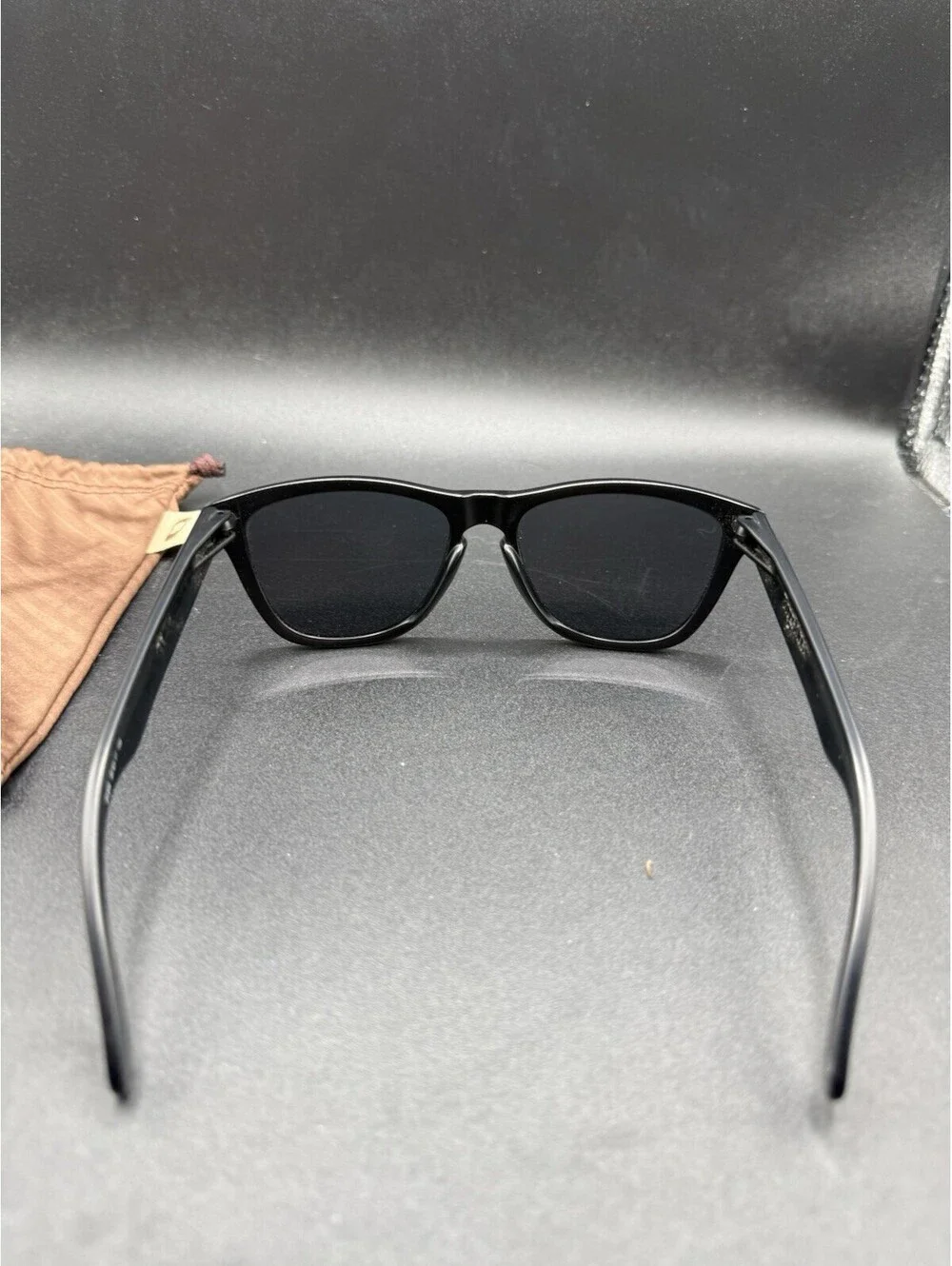 Oakley Frogskin Matte Black/+Red Iridium Lenses 24-298